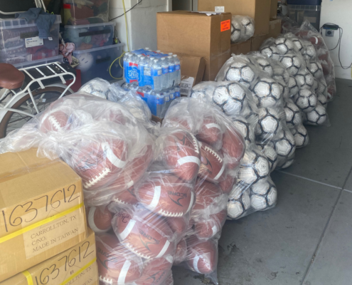 kickOff Bags full of sports balls